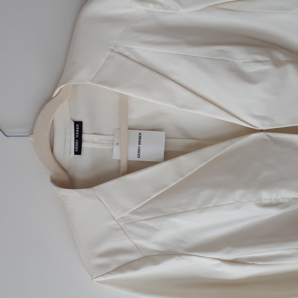 Gerry Weber jacket - Picture 2 of 7
